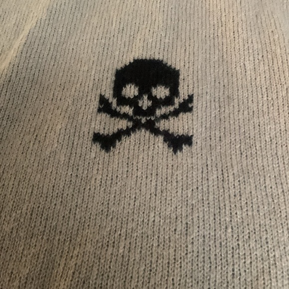 No Boundaries Beige Skull Pattern Sweater - Picture 6 of 7
